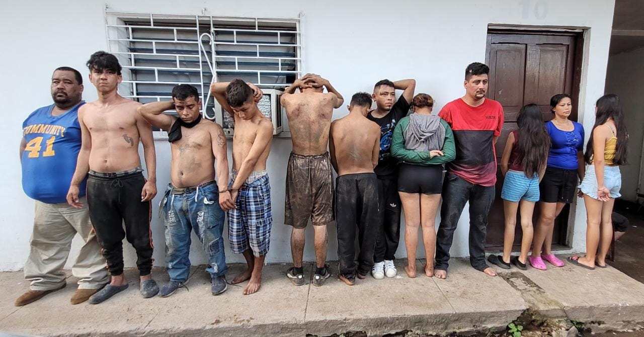 Autoridades capturan 12 miembros de una estructura criminal en Guazapa autoridades-capturan-12-miembros-de-una-estructura-criminal-en-guazapa